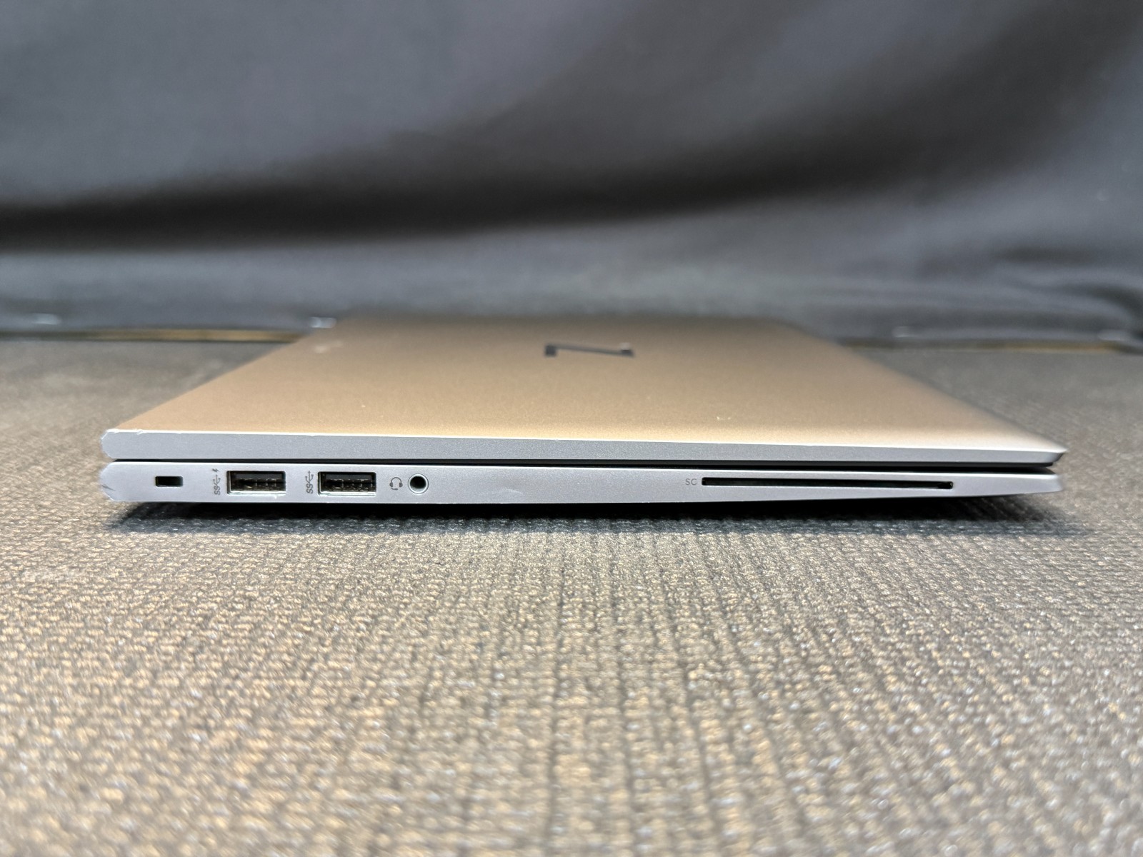 HP ZBook Firefly G8 14″ Intel Core i7-1185G7 3.0 GHz 16GB RAM 512GB M.2 Laptop
