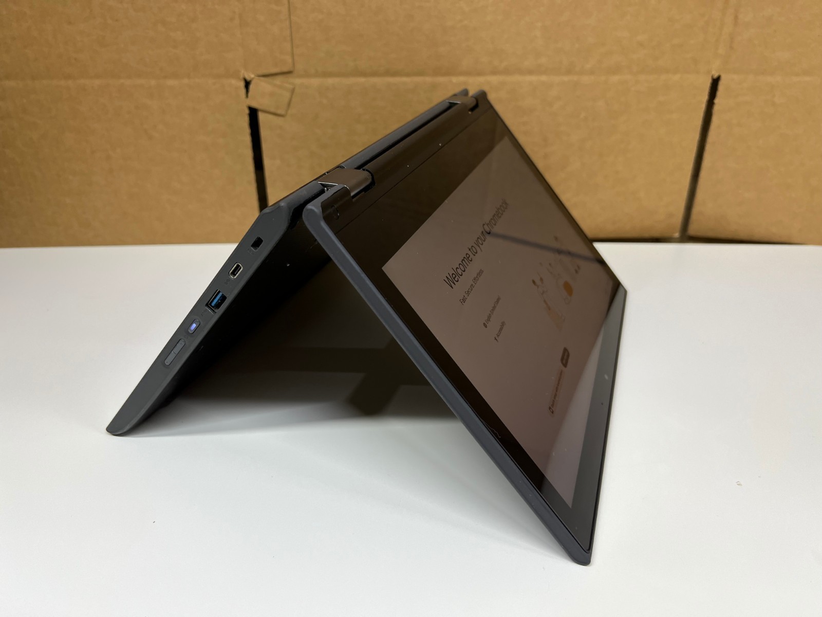 Lenovo 300e 11.6″ 2-in-1 Laptop – 32GB Storage, 4GB RAM, Touchscreen Chromebook
