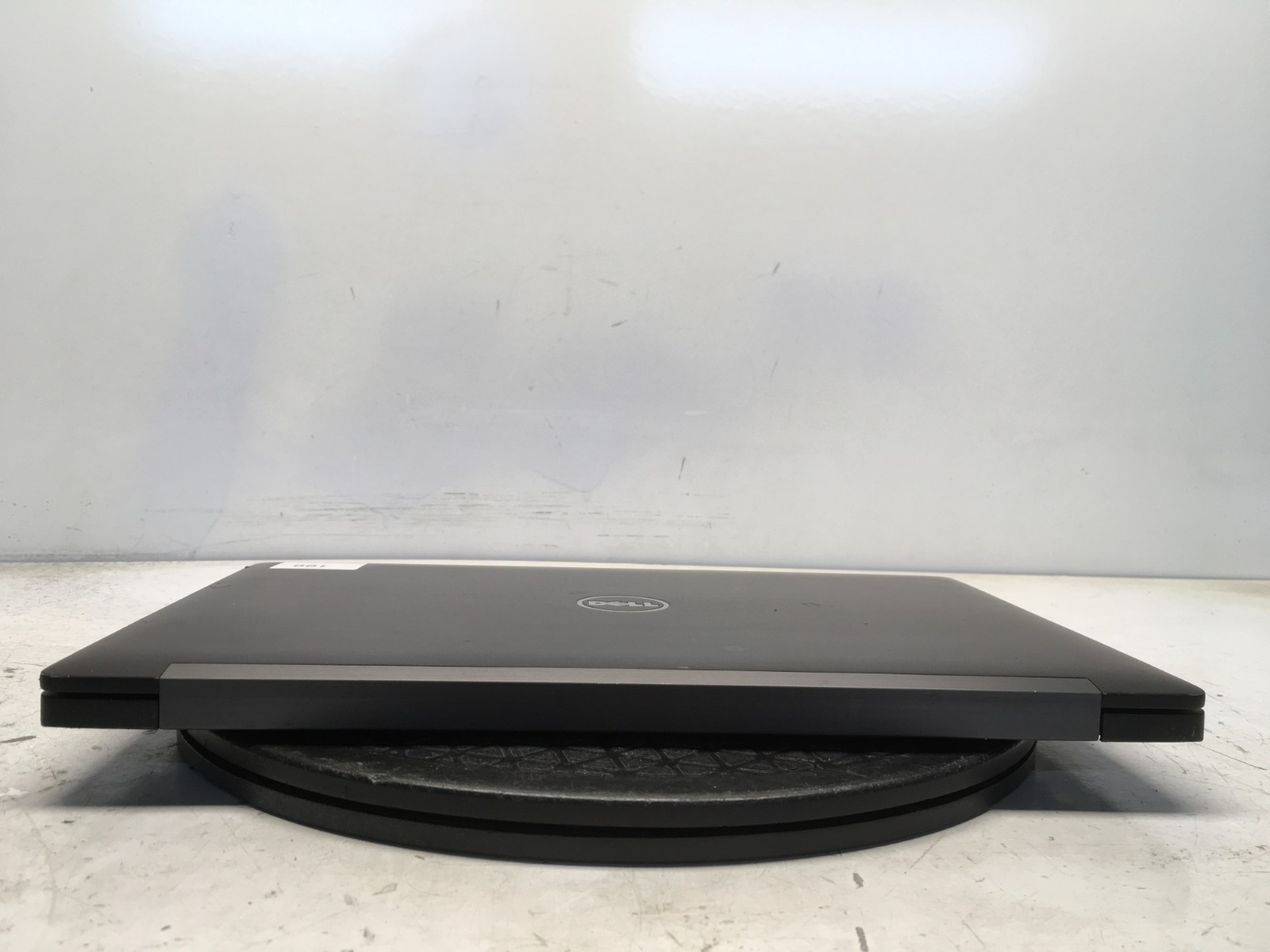 Dell Latitude Intel i5-7th Gen No RAM NO HDD
