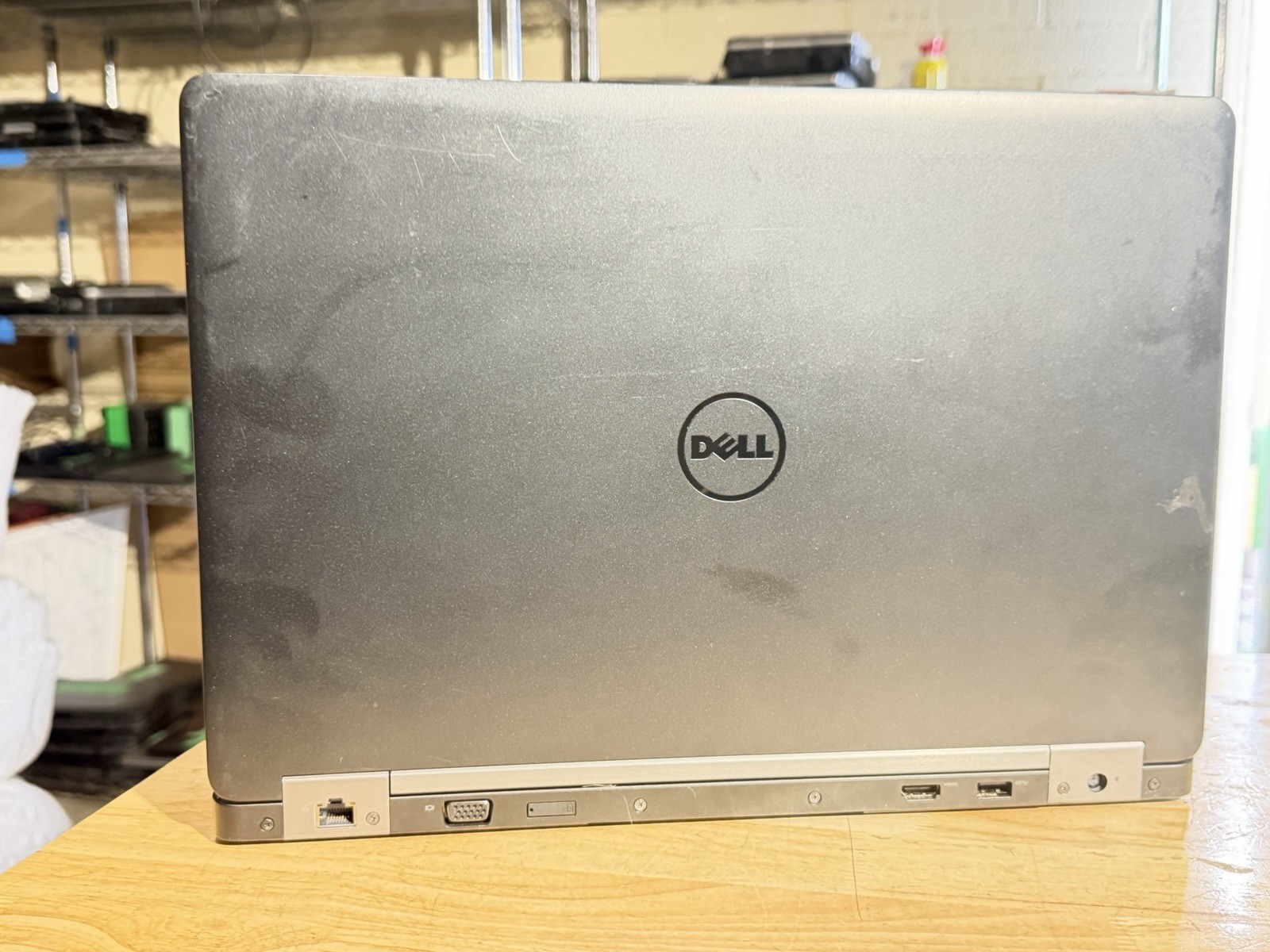 Dell Precision 3510, i5-6440HQ, 8 GB-256 GB SSD, AMD R9 M360 2GB Windows 11 Pro