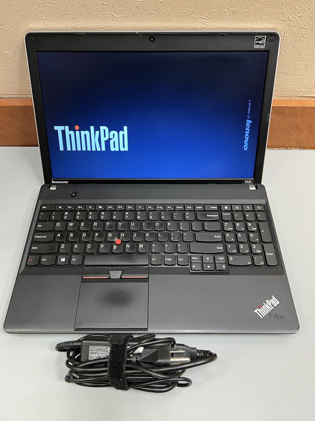 Lenovo thinkpad E545 AMD A6-5350M Radeon HD 2.90GHz 4GB RAM 320GB HDD WEBCAM
