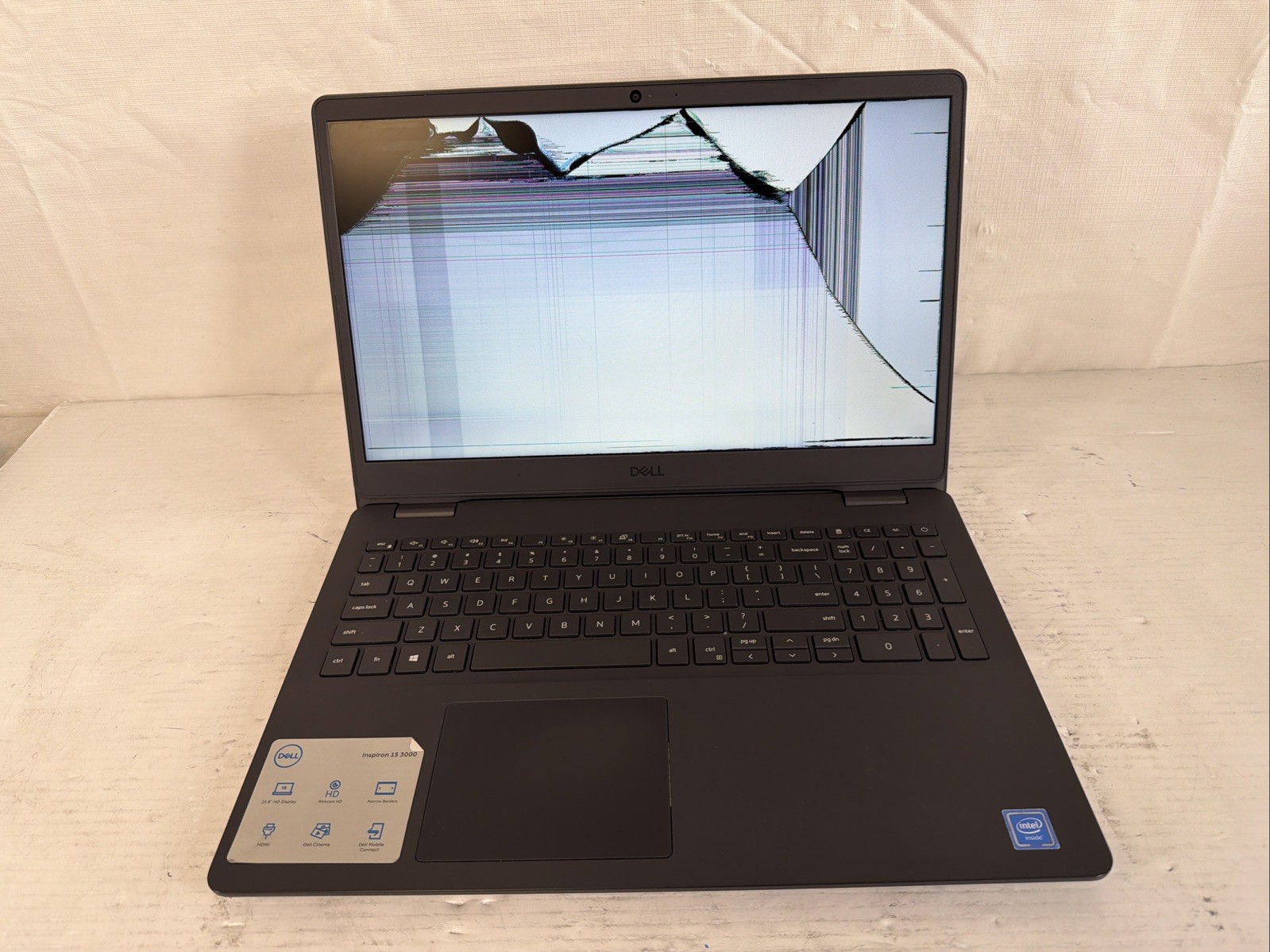 Dell Inspiron 15 3000 15.6 Intel Celeron N4020 /4GBRAM/Bad Screen/Good Battery