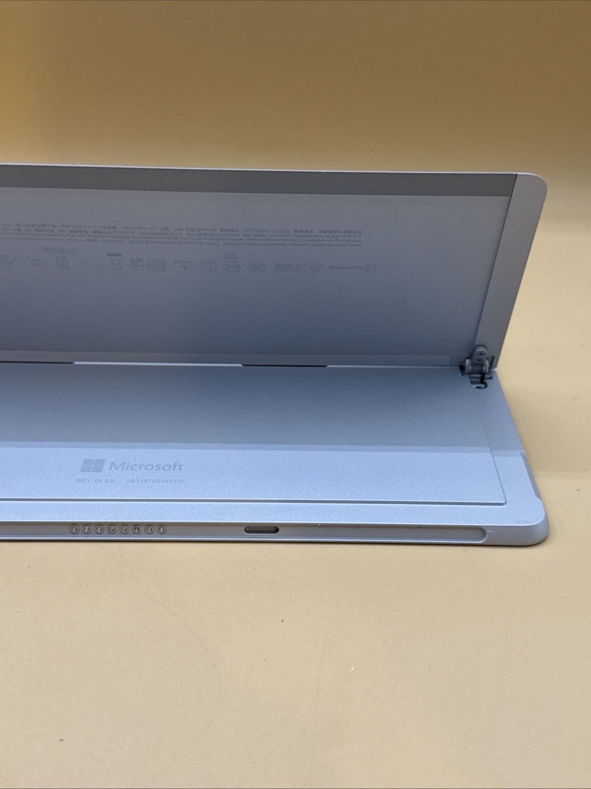Microsoft Surface Go 3 1901 Intel Pentium Gold 6500Y 1.1GHz, 4GB RAM 64G Touch