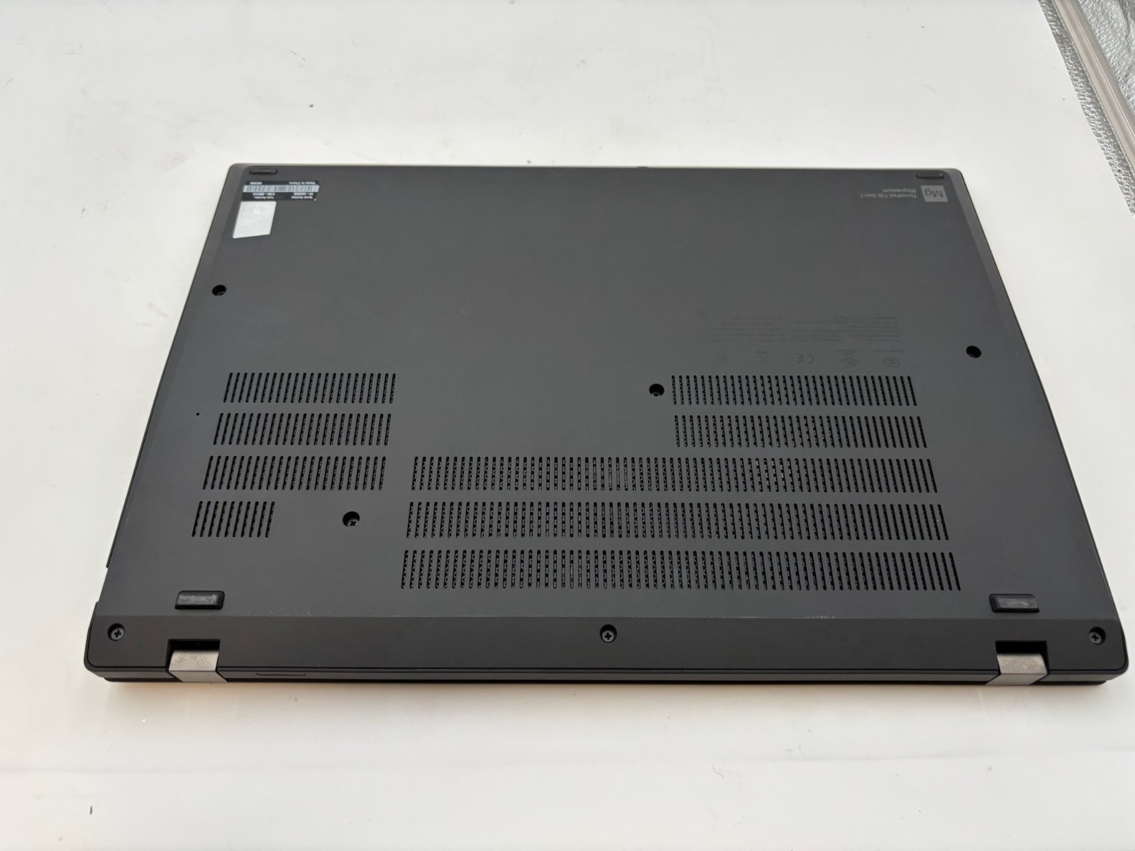 Lenovo ThinkPad T16 Gen 1 16″ 512 GB SSD 16 GB RAM i5-1235U Windows 11 Pro