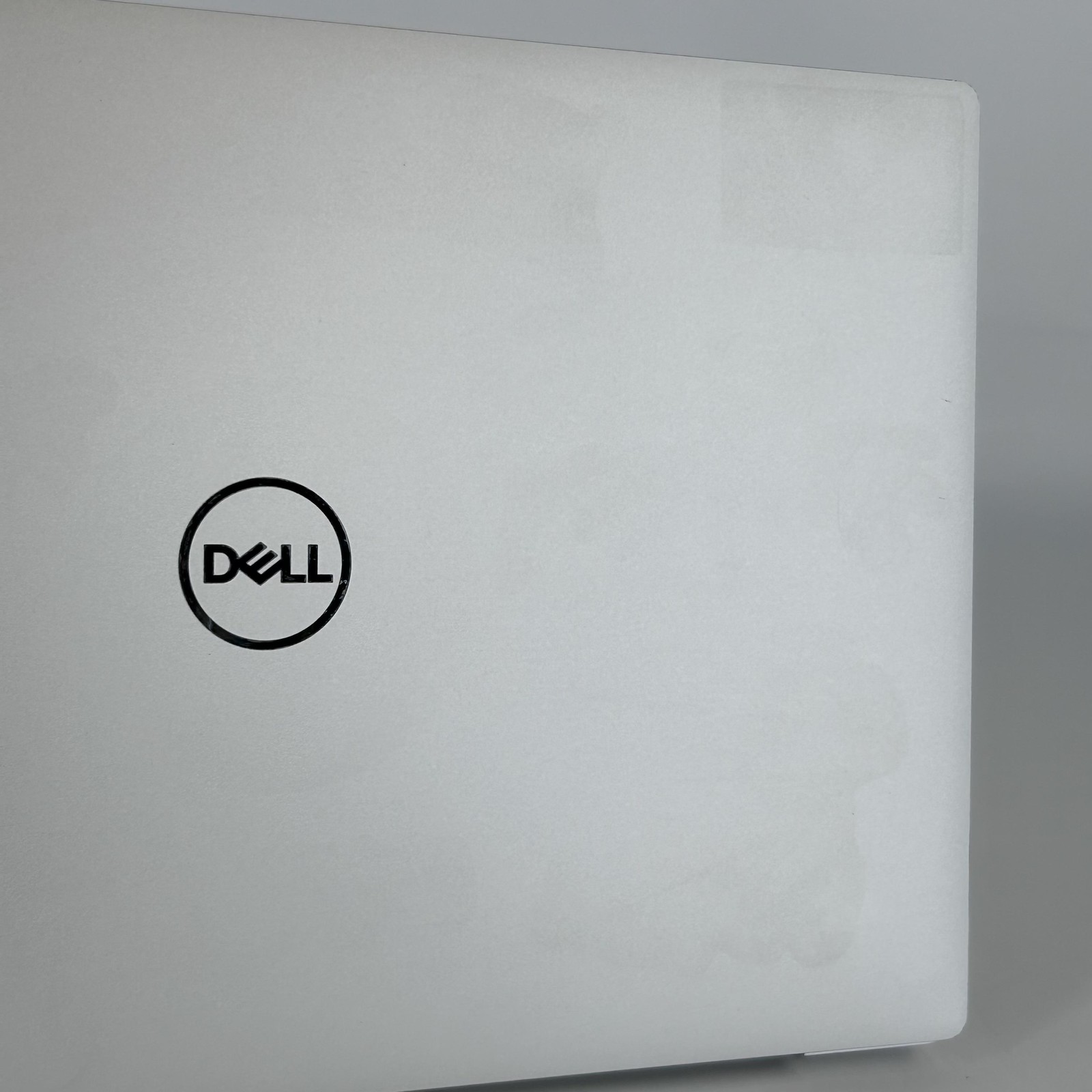 Dell XPS 13 Plus 9320 FHD+ 1.7 GHz i5-1240P 8GB RAM 512GB WATER DAMAGED SCREEN