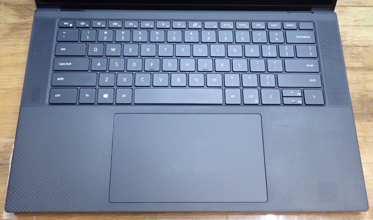 Dell XPS 15 9500 4K Touchscreen Core i7-10750H 32GB RAM 1 TB SSD GTX 1650 WIN 11