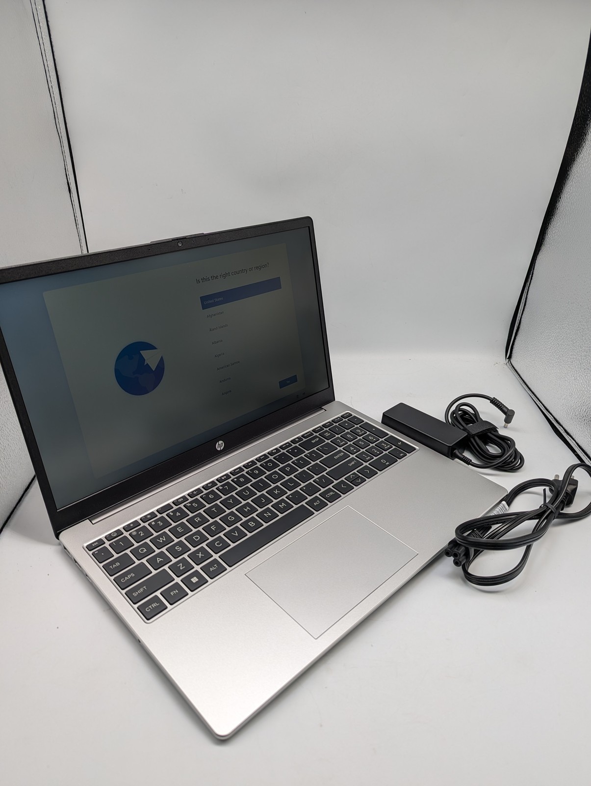 HP 255 G10 Laptop 15.6 AMD Ryzen 3 8GB 512GB SSD AMD Radeon Silver BH0Z8UA#ABA