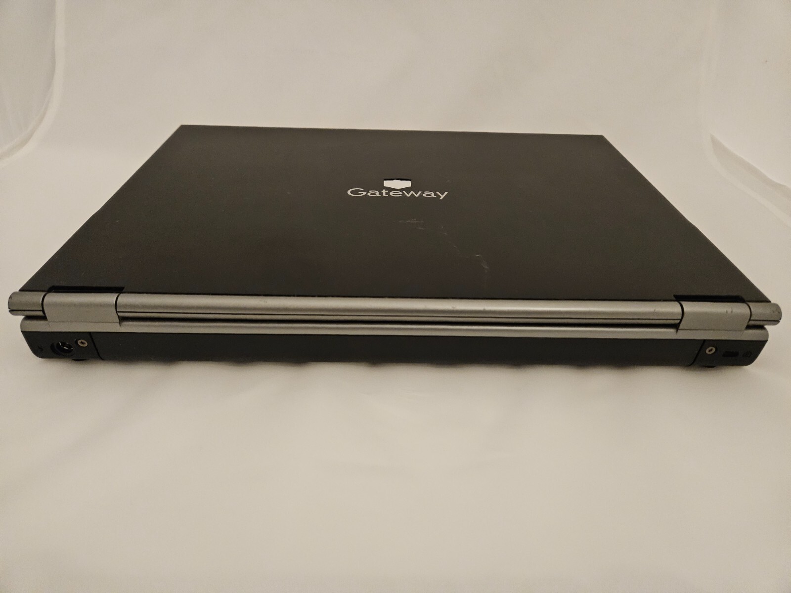 Gateway Laptop 340UI Intel Pentium dual-core (1.60GHz) 2GB Memory 120GB HDD