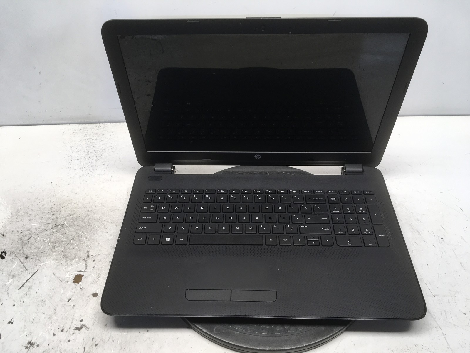 HP 15-AF131DX AMD Quad-Core A6-5200 APU 2GHz No RAM NO HDD No Batt