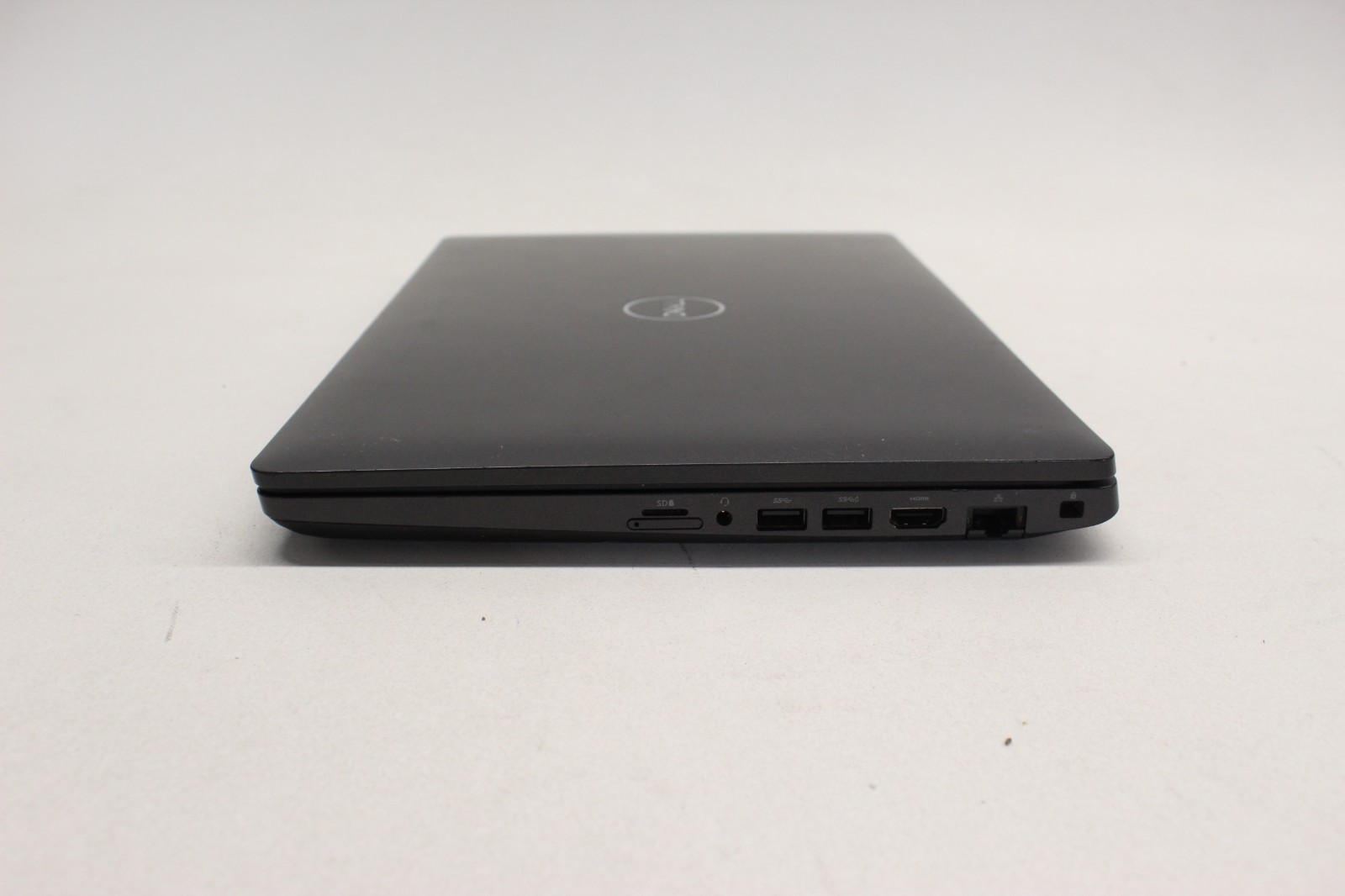 Dell Precision 3541 I7-9750H 256GB NvME SSD 16GB DDR4 Win11Pro