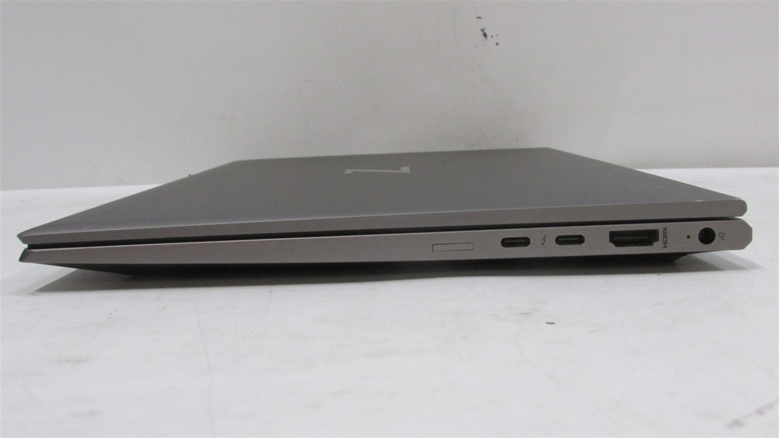 HP ZBook Firefly 14 G8 i7-1185G7 3.0GHz 32GB 256GB NVME 14″ W11P MISS KEY/SPKRS