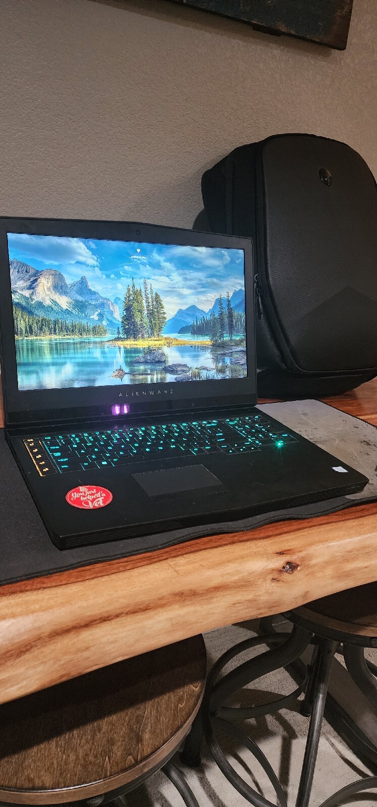 Alienware i7-8750 GTX 1060 2 TB SSD Gaming Laptop w/ Alienware Mousepad/Backpack