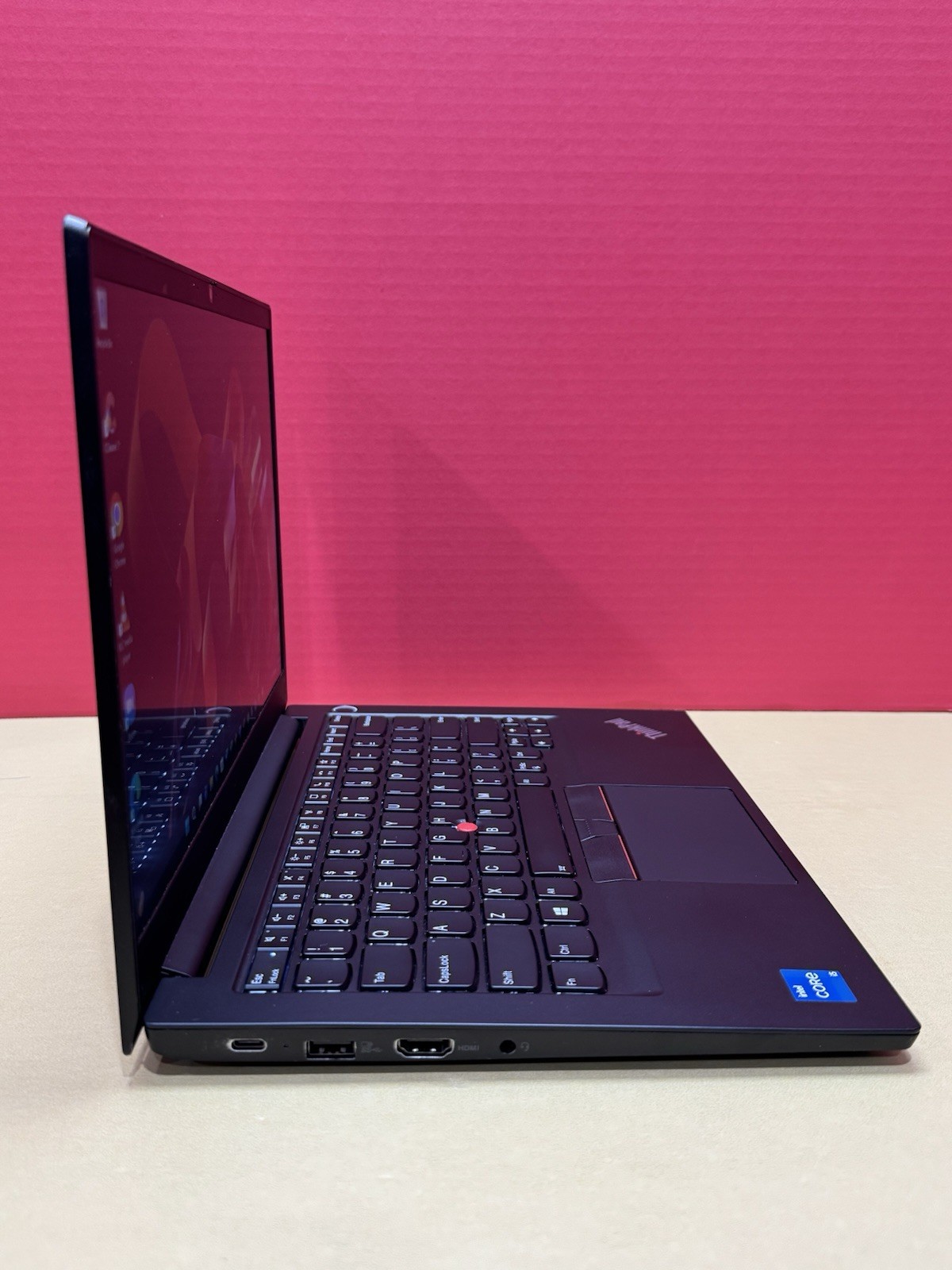 LENOVO THINKPAD E14 Gen 2 11th Gen i5 1135G7 2.4GHz 16GB RAM 256GB SSD