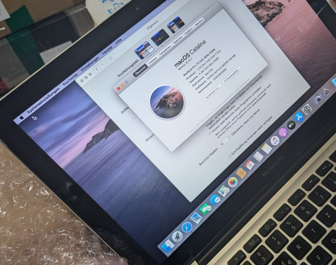 Apple MacBook Pro 2009 with OS Catalina 10 13″ HD l 8GB RAM l Nvidia GeForce!