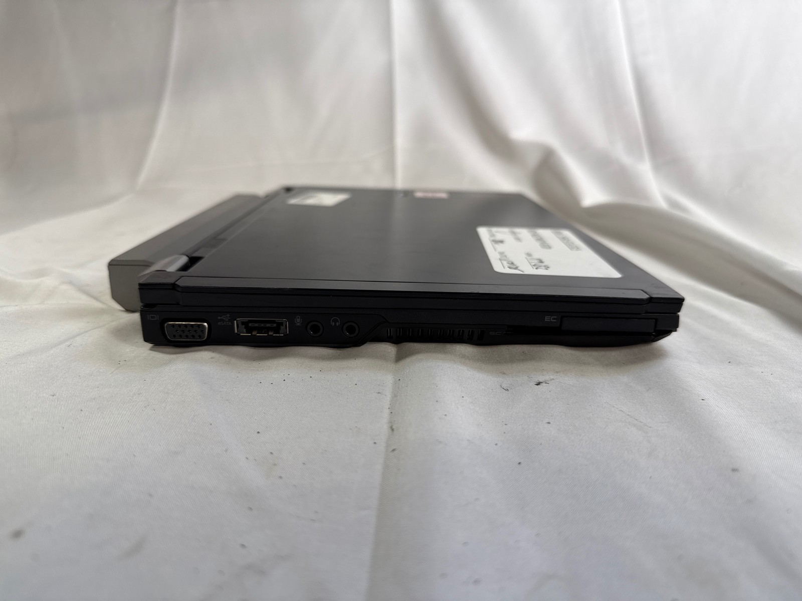 Dell Latitude E4200 Core 2 Duo U9600 1.6GHz 3GB No Drive 12.1″ 1280×800