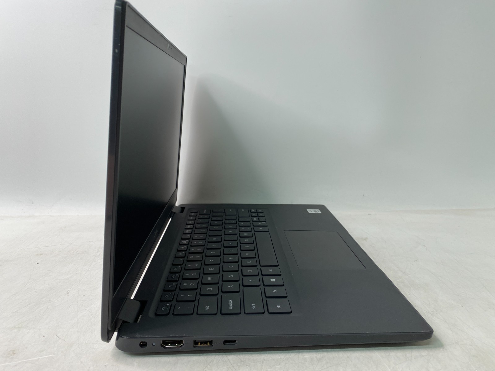 Dell Latitude 3410 14″ i5-10210U 8GB DDR4 256GB SSD Win11Pro – Scratched