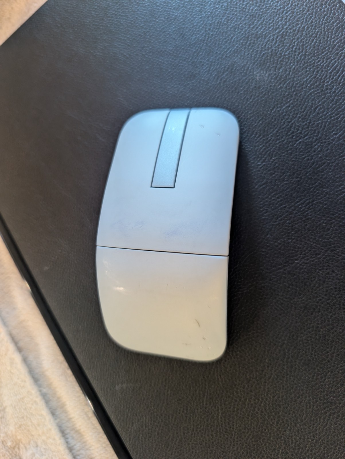 Lenovo Yoga 9 14″ 2-in-1 4K Touch Laptop Tablet- i7 3.0ghz 16gb/512gb LEATHER
