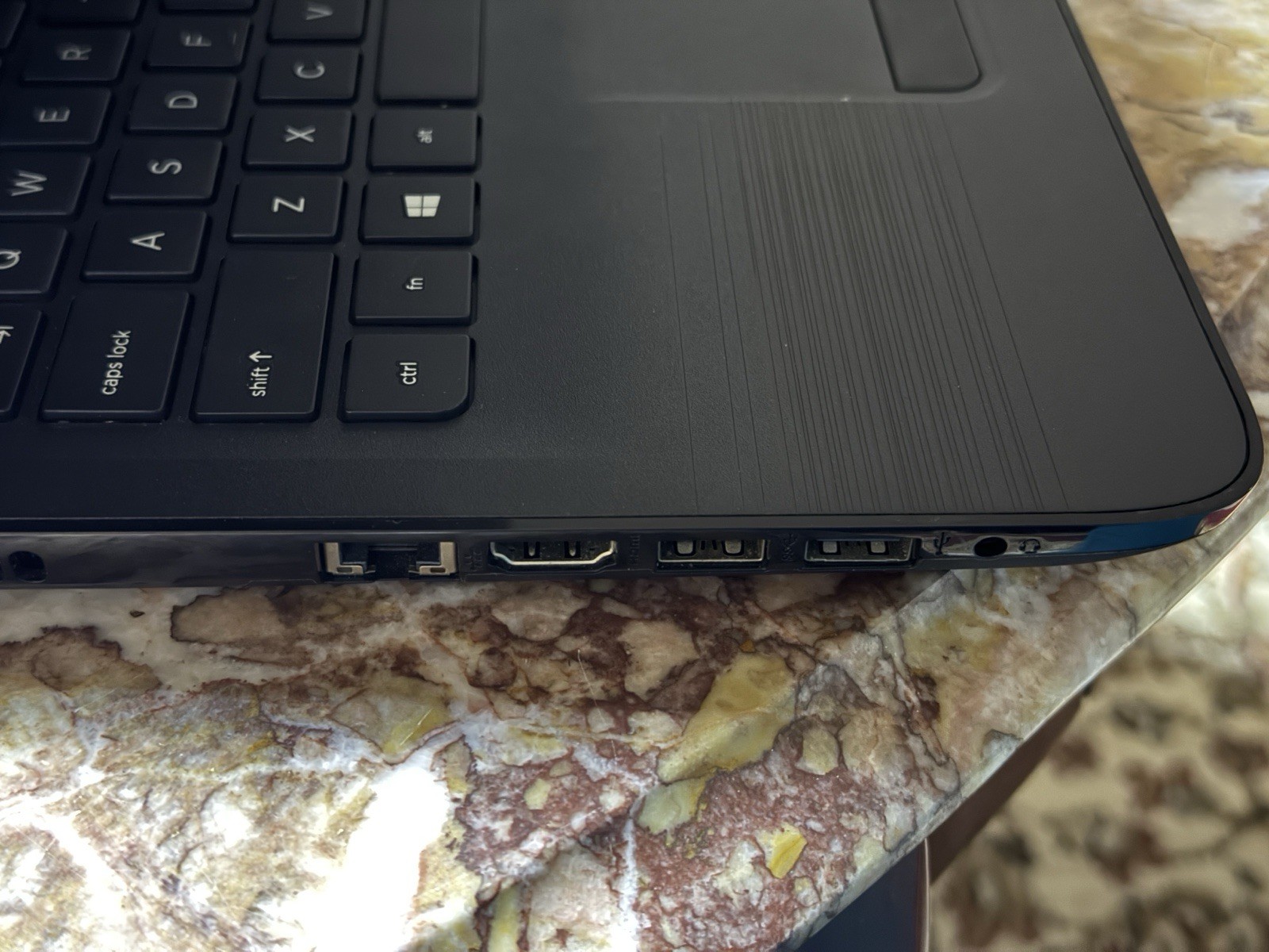 HP 15-ba009dx 15” Laptop AMD A6-7310 | 4GB | 500GB Win 10