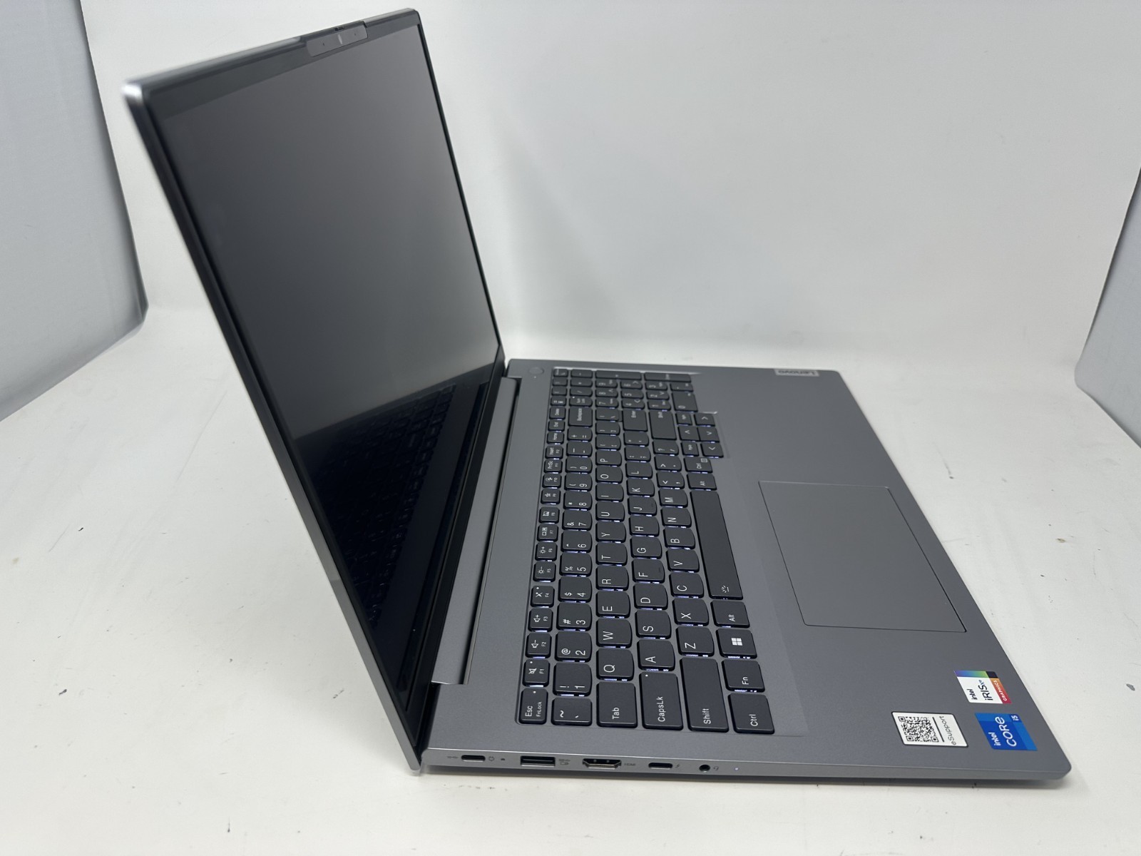 Lenovo Thinkpad 16 g6 IRL Laptop intel i5-1335U 16GB of RAM Win. 11