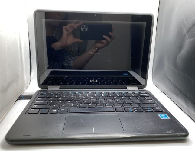Dell Latitude 3190 2 in 1 11.6″ Intel Pentuim N5030 @1.10GHz 4GB RAM 128GB SSD