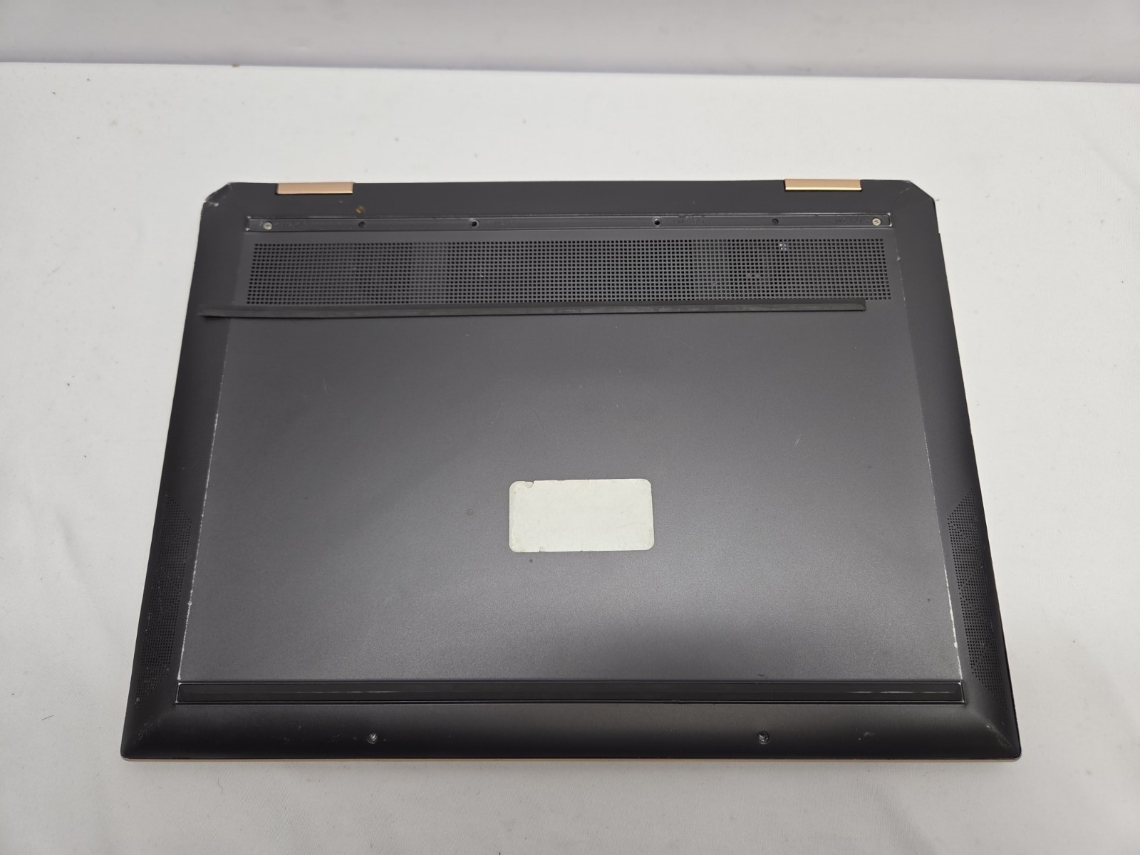 HP Spectre x360 2-in-1 Intel Core i7 11th Gen 15.6″ 256GB 16GB Bad Port (15-EB1)
