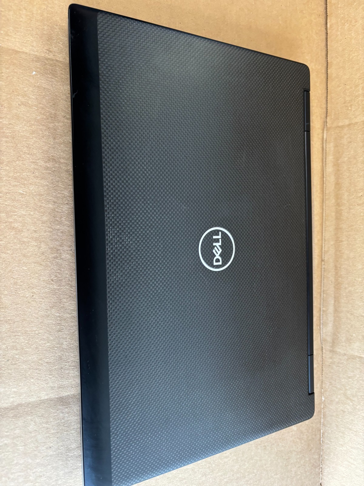 DELL PRESICION 7530 i5-8400M 2.5GHZ RAM 32GB SSD 256GB NVIDIA P3200 BAD BATERY