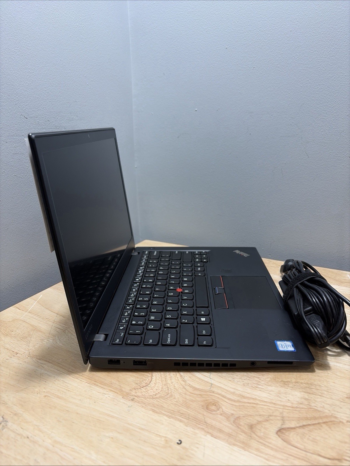 Lenovo Thinkpad T470s Core i7-6600U 2.6GHZ 12GB 256GB SSD WCam W11 Pro & Cord