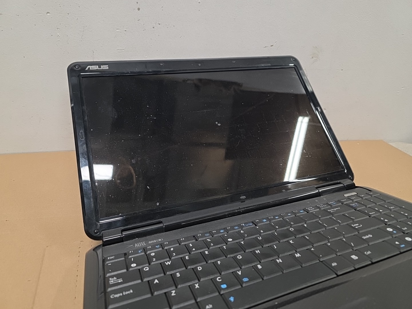 ASUS K501 15″ Laptop Intel Pentium R Dual Core Read