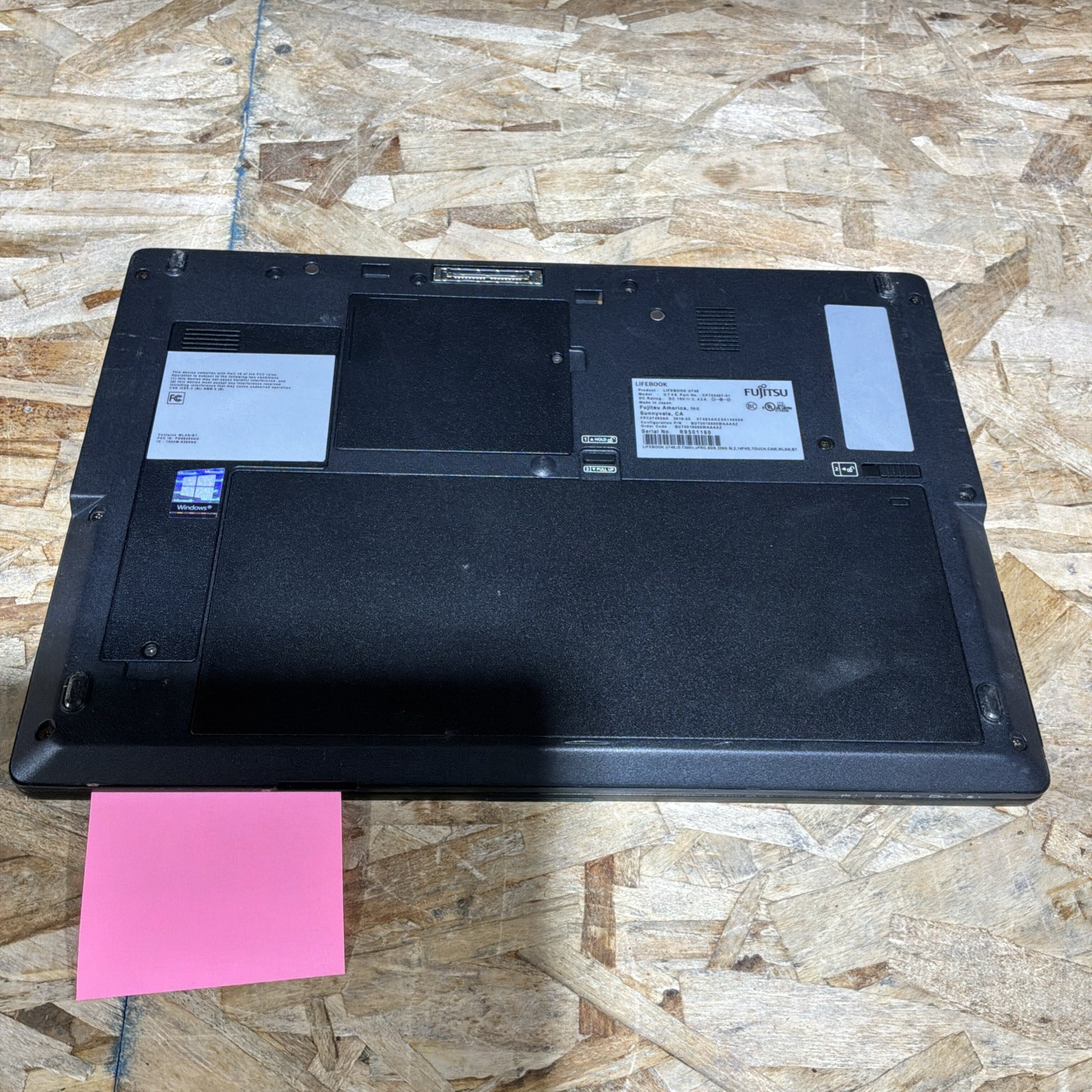 Fujitsu Lifebook U748 14″ FHD i5-8250U 8GB 256GB SSD WIN 11 Touchscreen C323