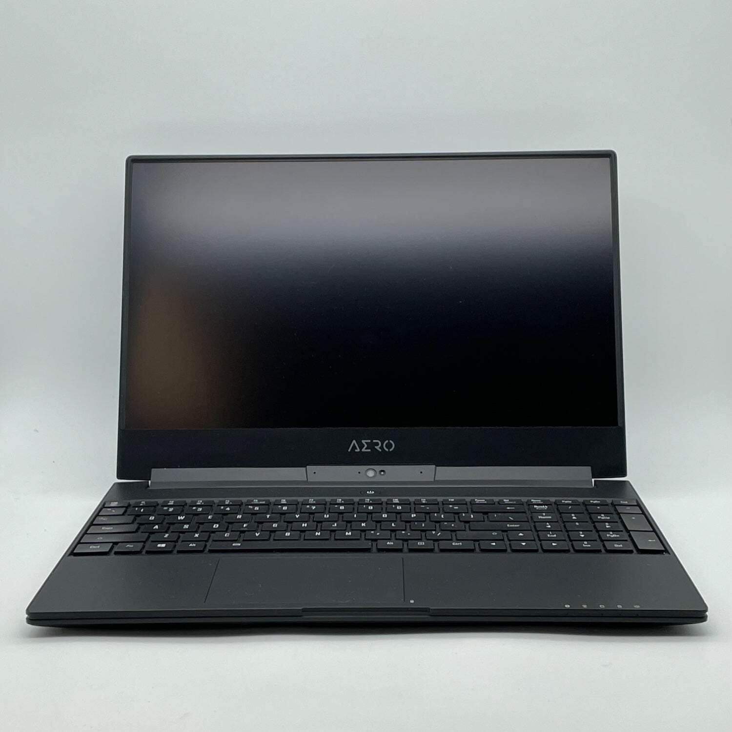 Gigabyte AERO 15.6″ i7-8750H 2.21GHz 16GB RAM 512GB SSD GeForce GTX 1070 Max-Q