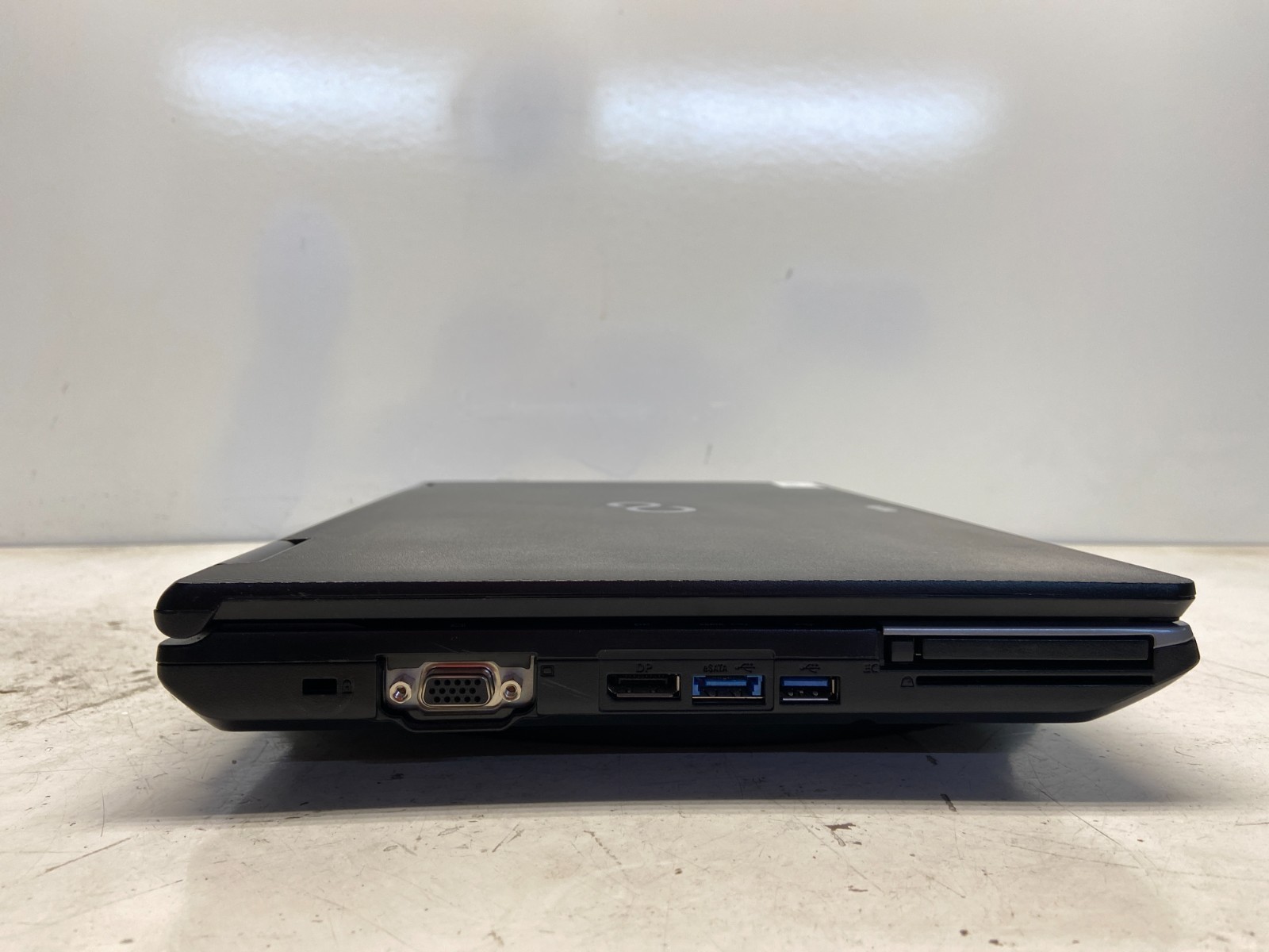 Fujitsu LifeBook E752 Intel i5-3340M 2.7GHz 4 GB NO HDD