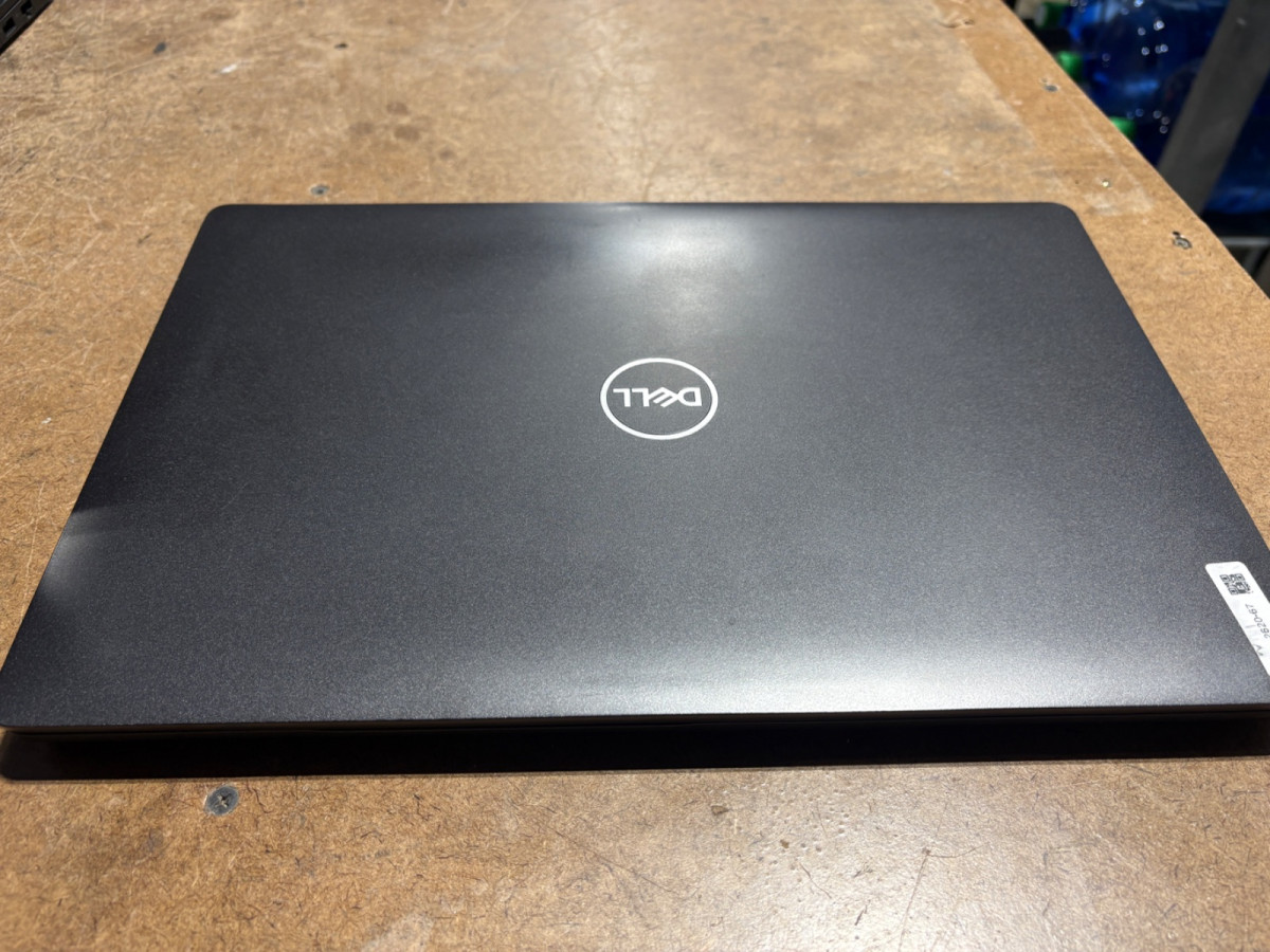 Dell Latitude 5500 15.6″ FHD i5-8365U 16GB RAM 256GB SSD No Charger/No OS READ