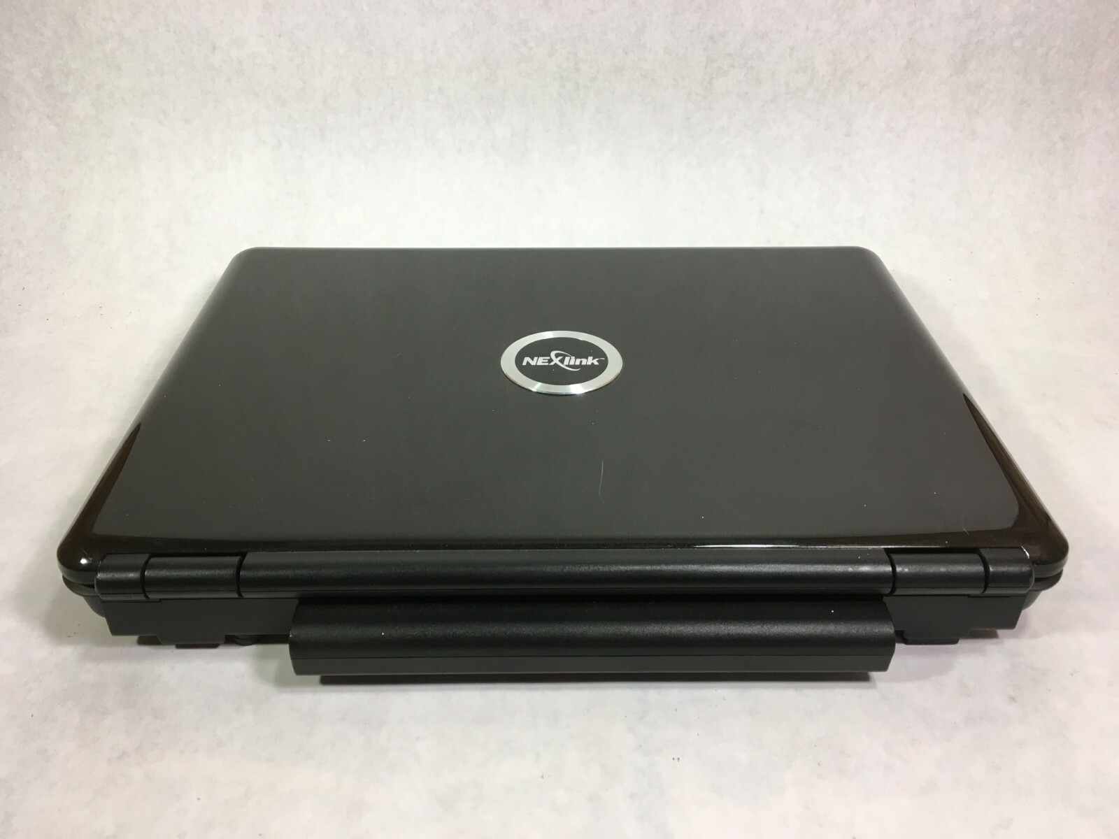Nexlink HL90 15.4″ Laptop Intel Core 2 Duo T9400 2.53GHZ 4GB RAM -READ -RR