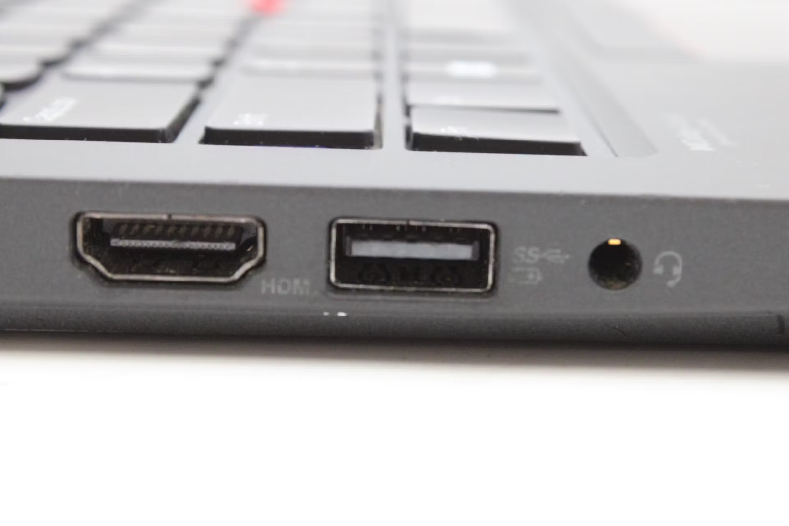 Lenovo ThinkPad P14s Gen 3 Used 14″ i7-1260P, 512GB NVMe, 16GB RAM, T550