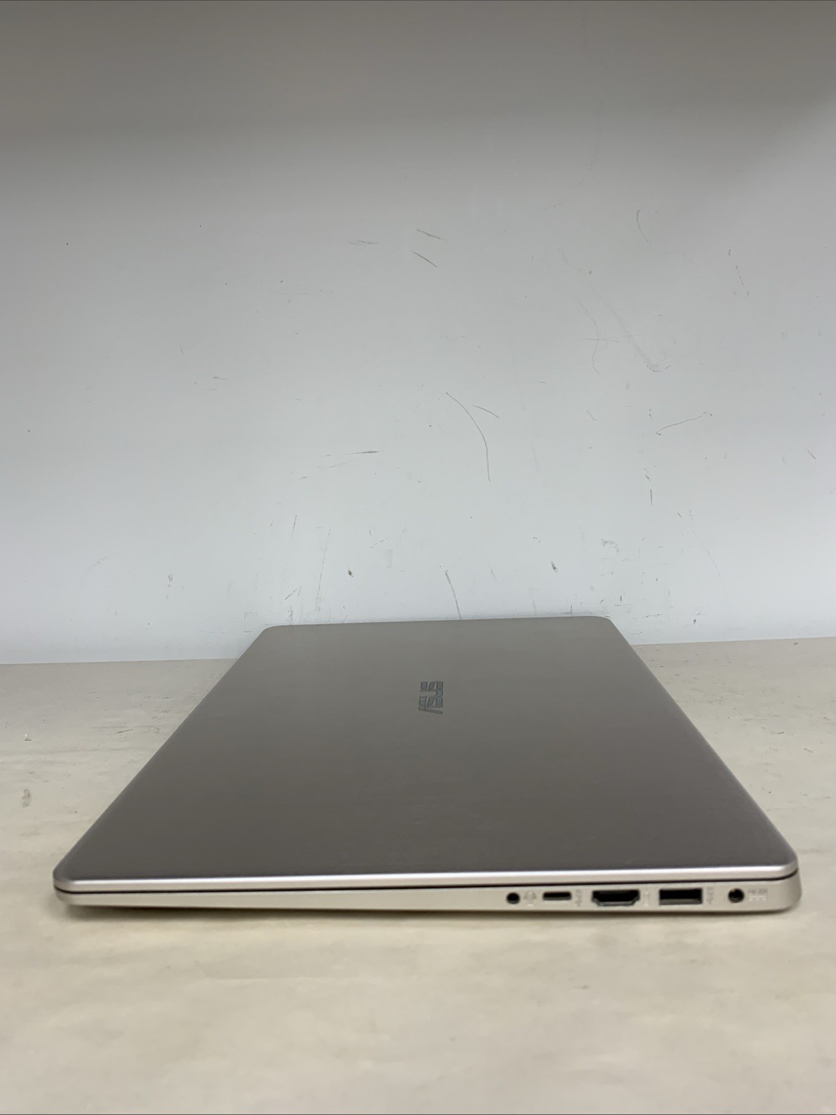 ASUS VivoBook S15 Silver Laptop Intel Core i5-8250U 8GB RAM 256GB SSD Win11 Home