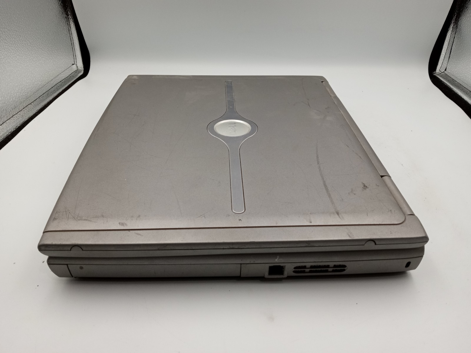 Dell Inspiron 1150 14″ Laptop Intel Celeron 2.6GHz – BOOTS – BAD KEYBOARD -RR