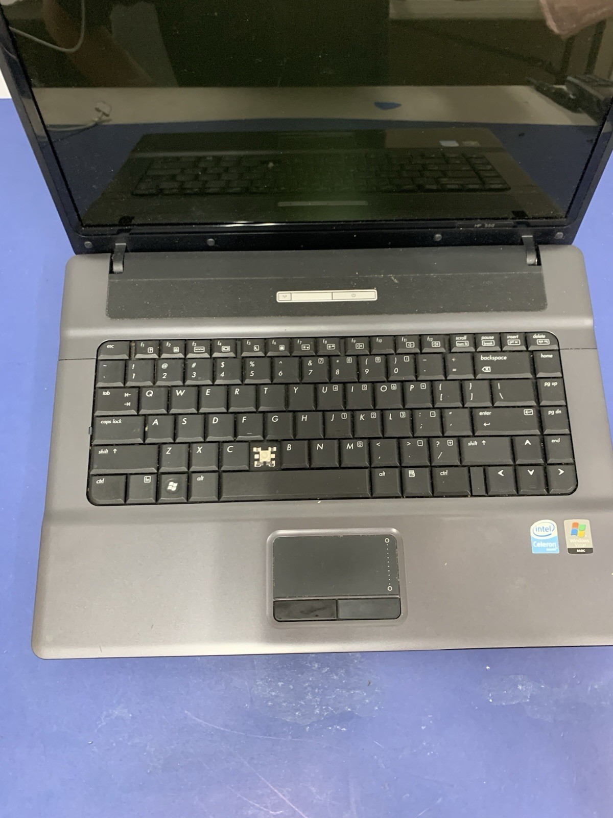 HP 550 / HSTNN-I54C LAPTOP GOOD CONDITION, NO HARD DRIVE, WITH POWER CORD