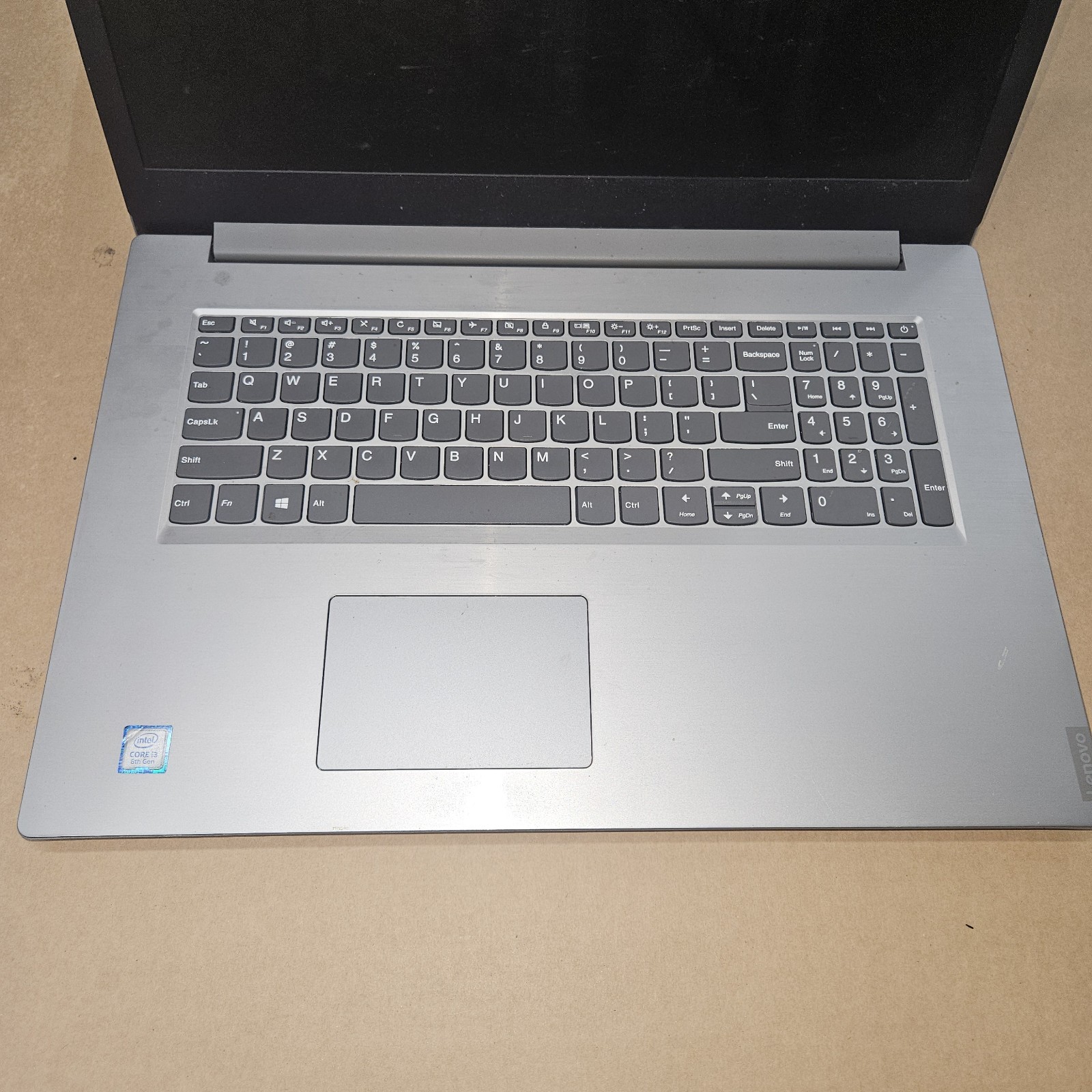 Lenovo IdeaPad 330-17IKB 17.3″ i3-8130U 8th Gen FOR PARTS NO RAM/HDD BAD SCREEN
