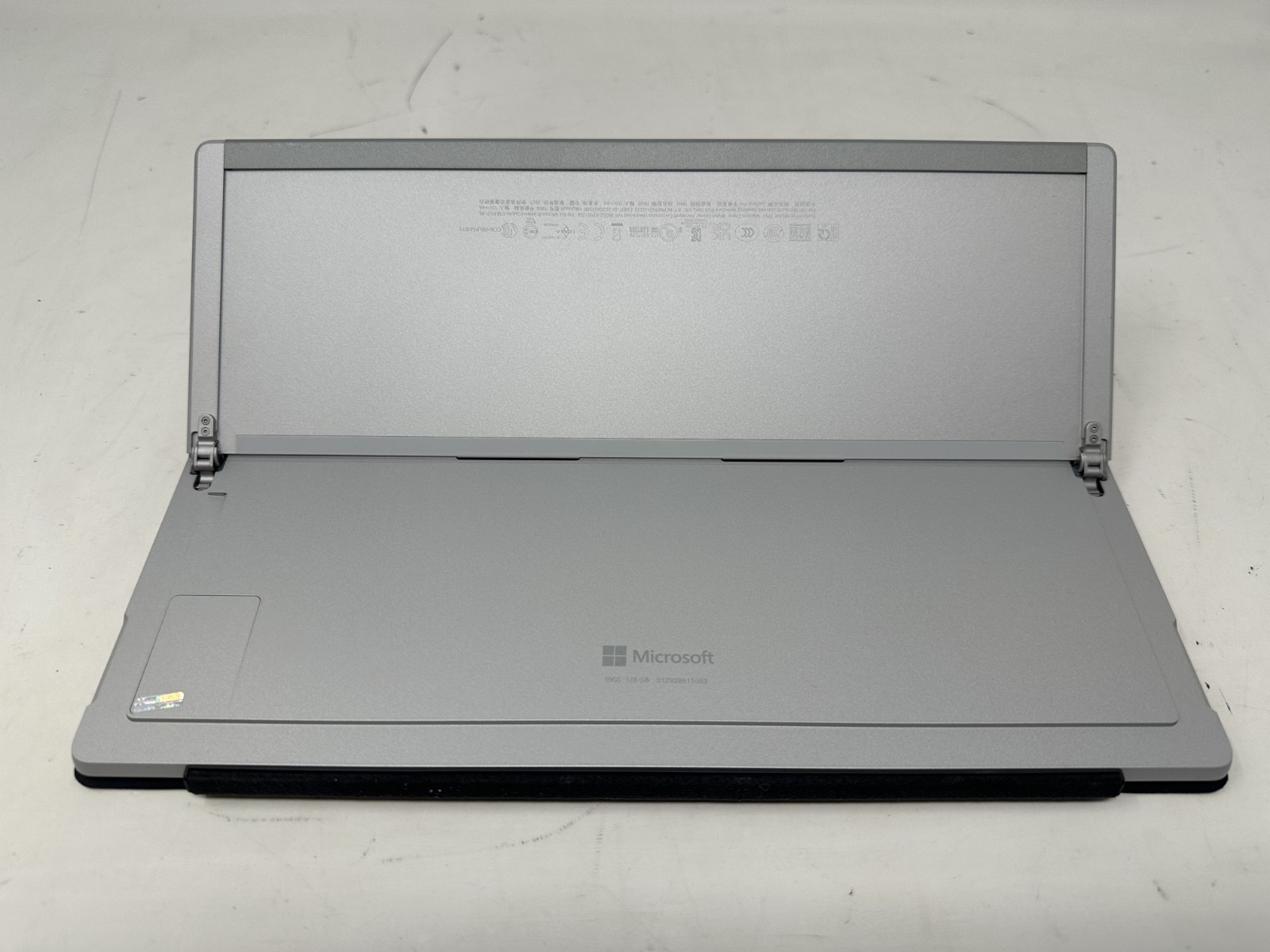Microsoft Surface Pro 7+ 1960 128GB SSD, Intel Core i5 11th Gen, 8GB RAM