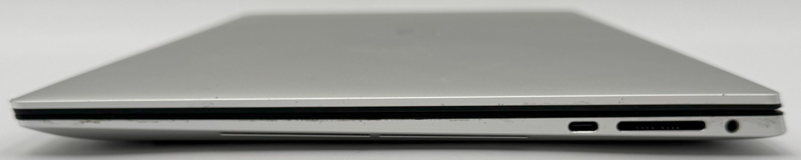 Dell XPS 15 9520 – 15.6″ UHD+ Touch – i7-12700H – 16GB RAM – RTX 3050 –512GB SSD