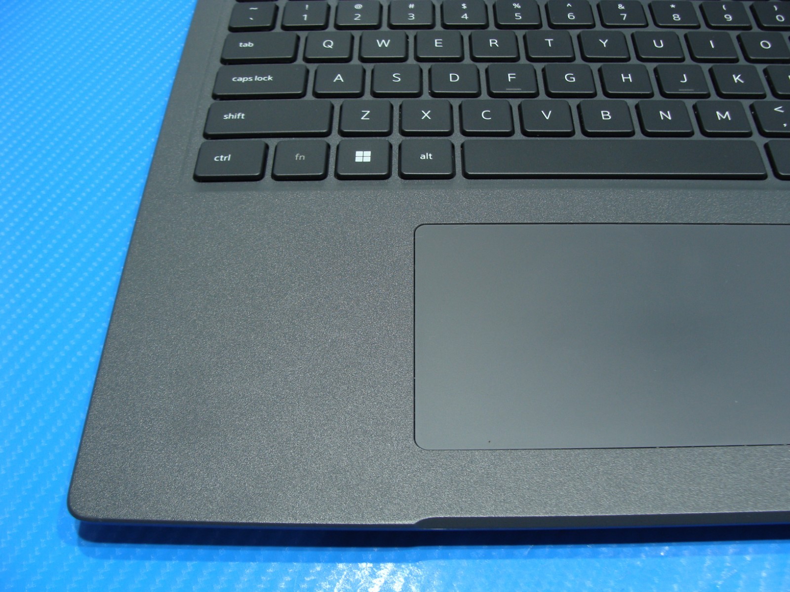Dell Latitude 3550 15.6″FHD Intel i5-1335U 1.3GHz 16GB 512GB SSD W11Pro +Charger