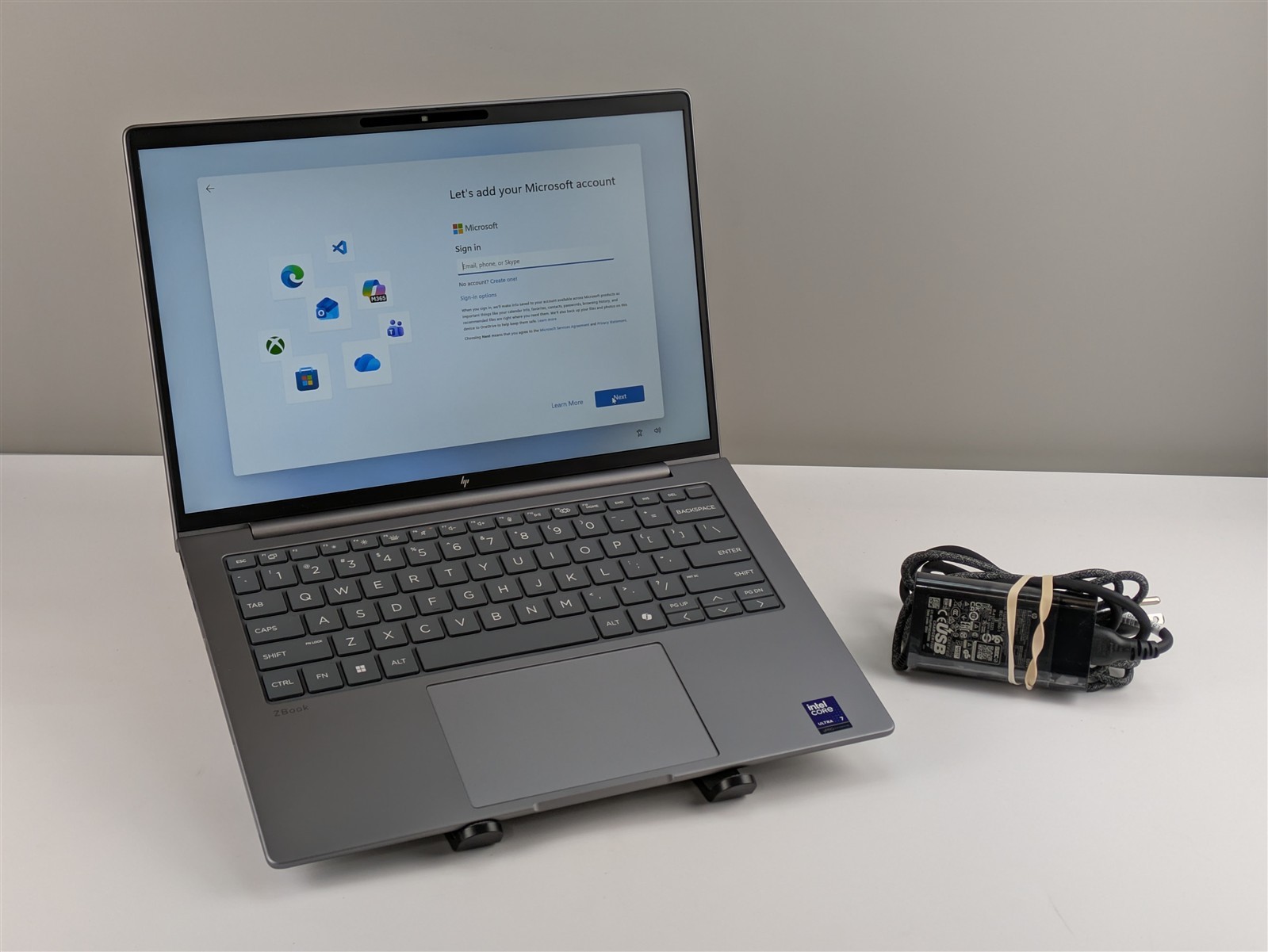HP ZBook 8 G1i 14″ Intel Ultra 7 265U 16GB RAM 512GB SSD WUXGA W11P (26590)