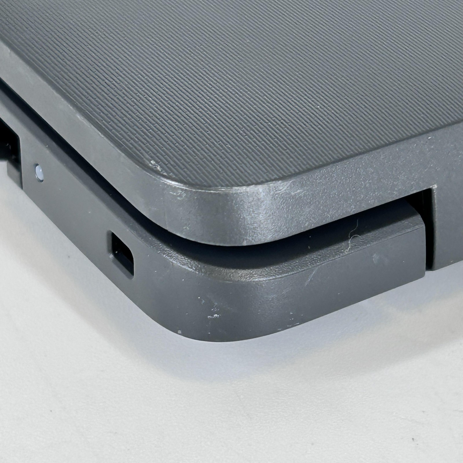 Dell Latitude 3540 15.6 Gray FHD 1.3 GHz i5-1335U 16GB RAM 256GB SSD Good