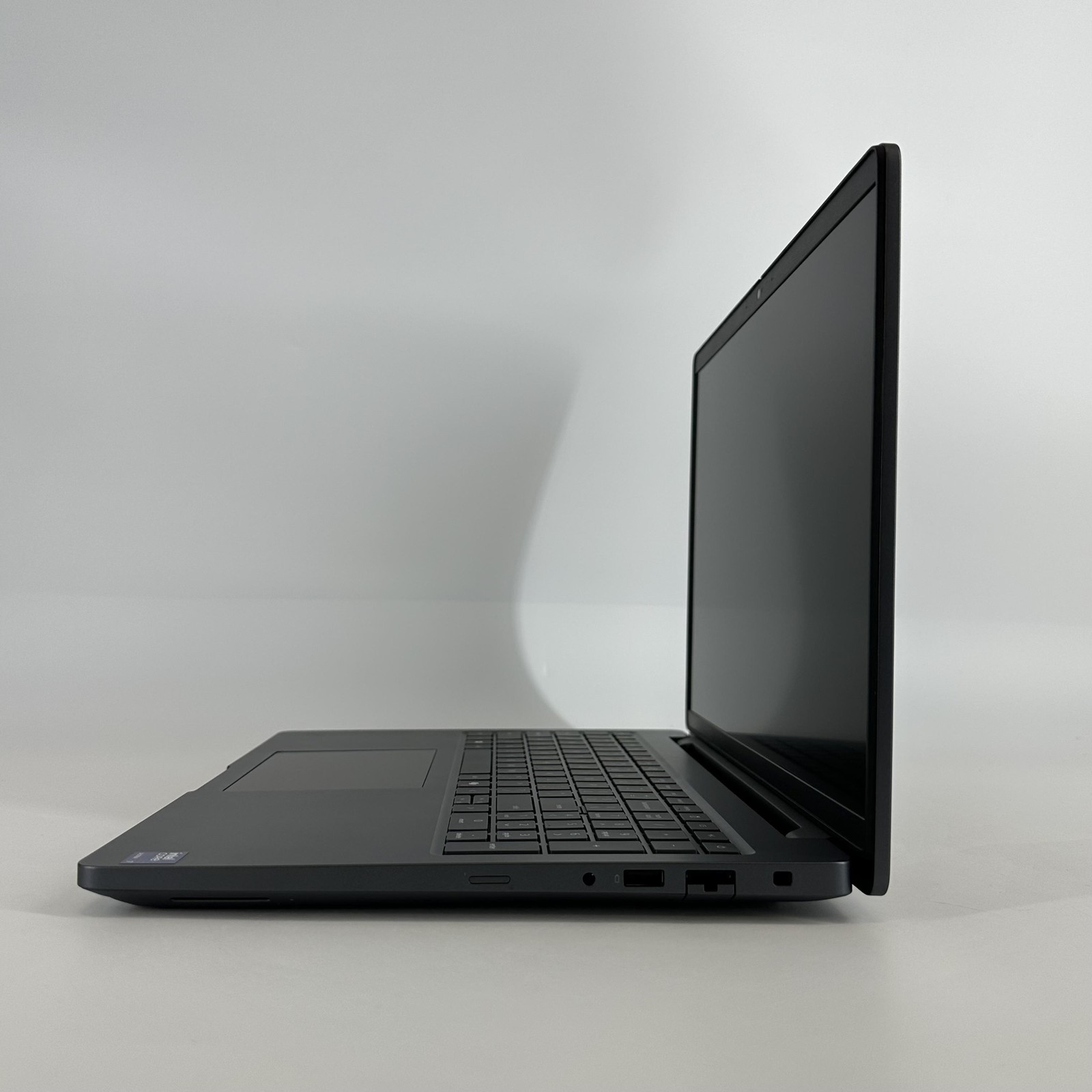 Dell Pro Max 16 MC16250 FHD+ 2.2 GHz Ultra 7 265H 32GB 1TB SSD Excellent