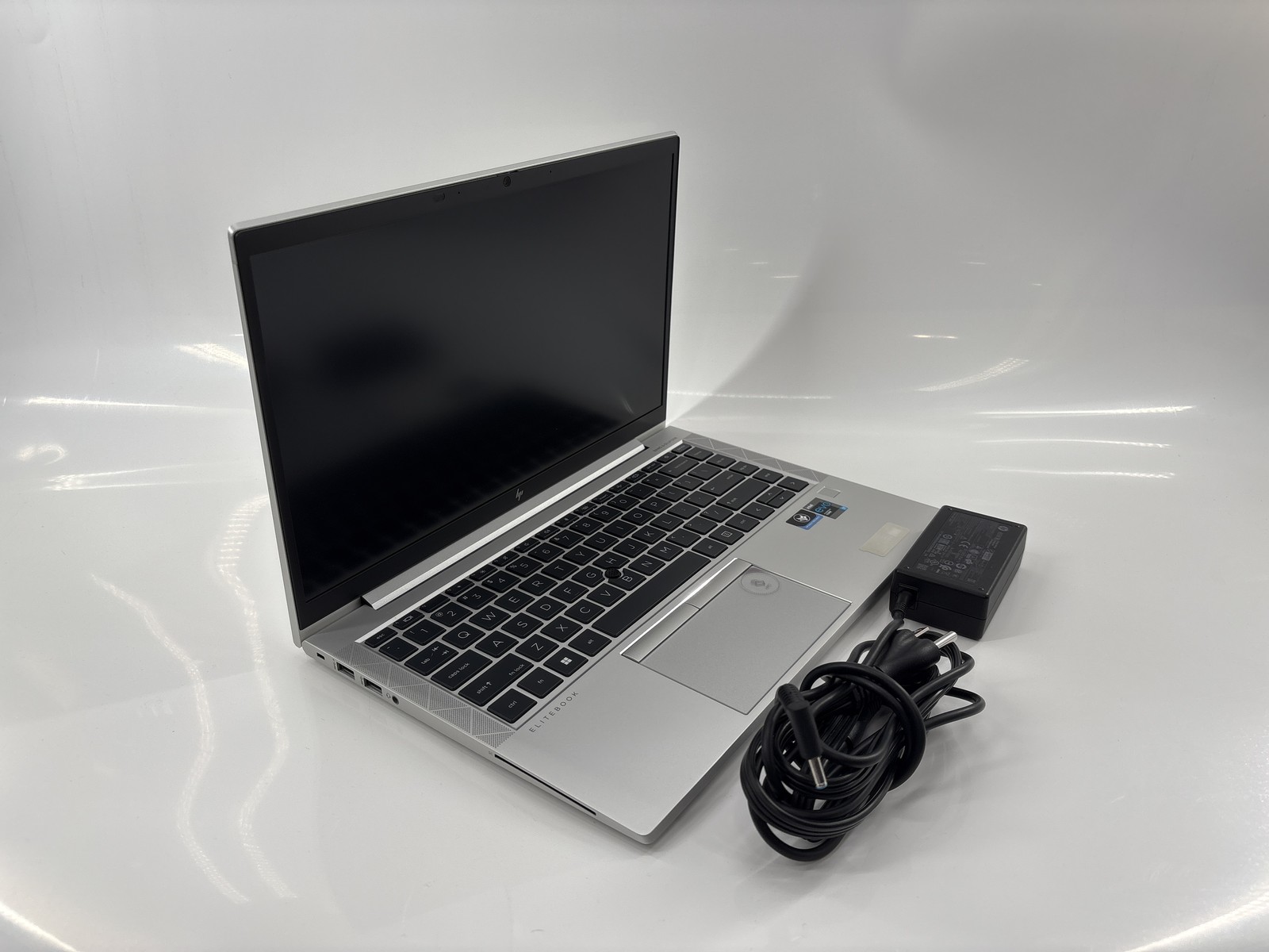 HP EliteBook 840 G8 Notebook Core i7 | 16GB 256GB-SSD | Mint Condition*