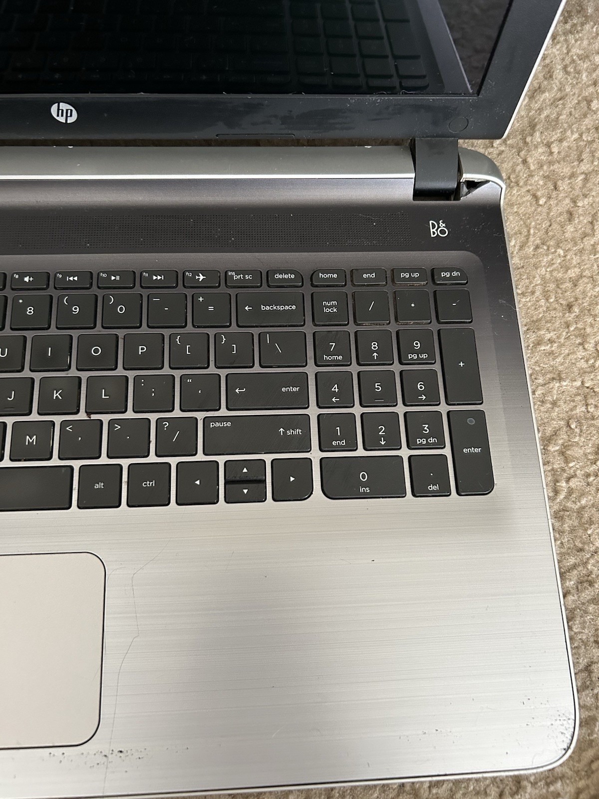 HP Pavilion 15.6″ Laptop B&O Audio UNTESTED Parts Repair Hinge Damage