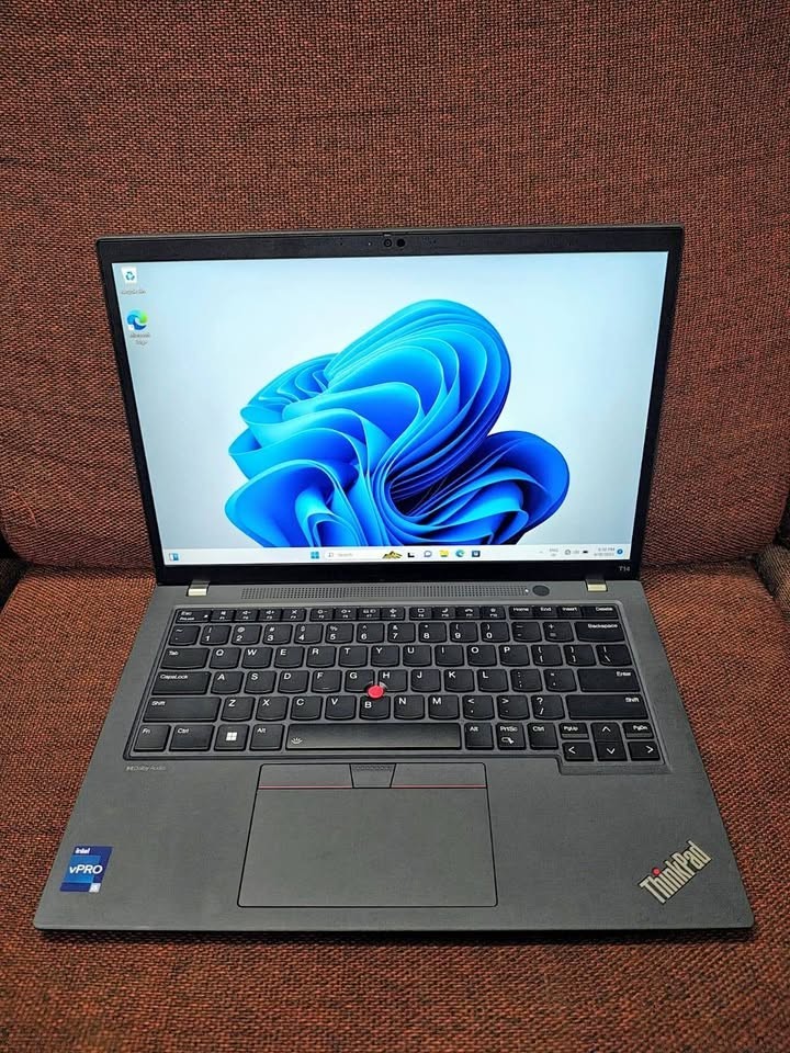Lenovo ThinkPad T14 Gen 2 Core i5-1135G7 2.40 GHz 16GB 512GB NVMe Windows 11