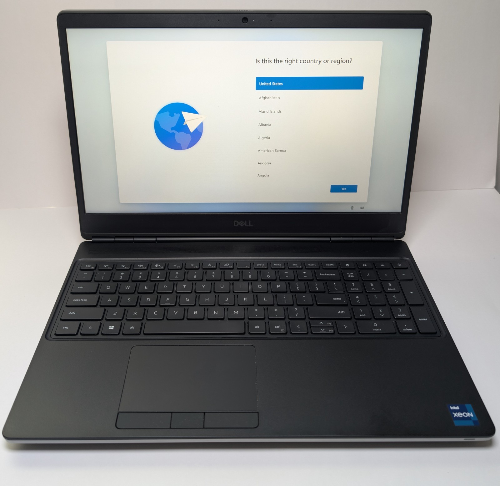 Dell Precision 7560 15.6″ Xeon W‑11855M/ 32GB – 512GB SSD/ Windows 11 Pro. ~CK3~