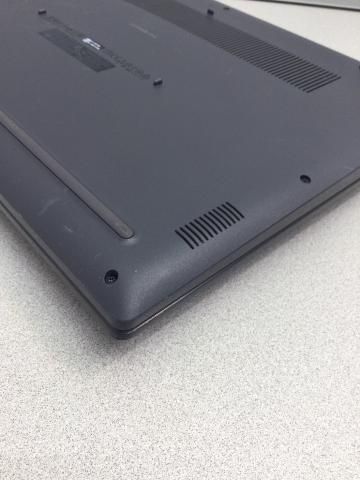 Dell Latitude 3510 15.6″intel core i5-10210U 1.60GHz 8GB RAM 128GB SSD W11P