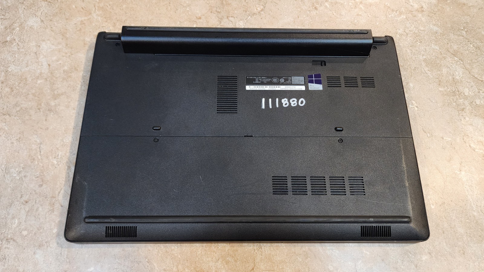 Dell Latitude 3570 15.6″ Core i5-6200U 8GB RAM 500GB HDD Laptop